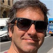 Professeur d'espagnol (Argentin)
Cours personnalisés pour étudiants et adultes. Améliorez votre espagnol oral et écrit.